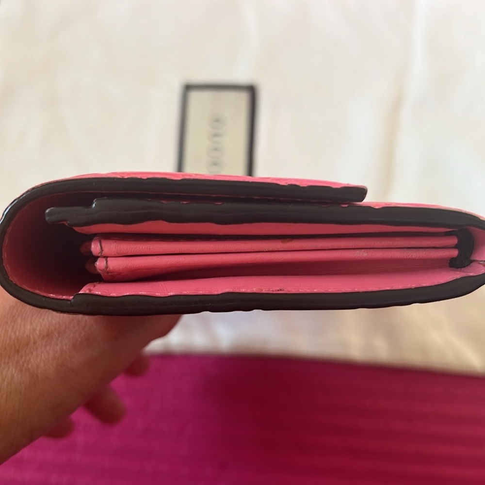 💖🚫SOLD🚫Gucci Guccisima Front Snap Wallet - Picture 12 of 14
